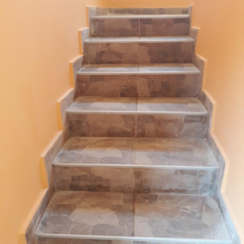 плочки, стълбище 2019