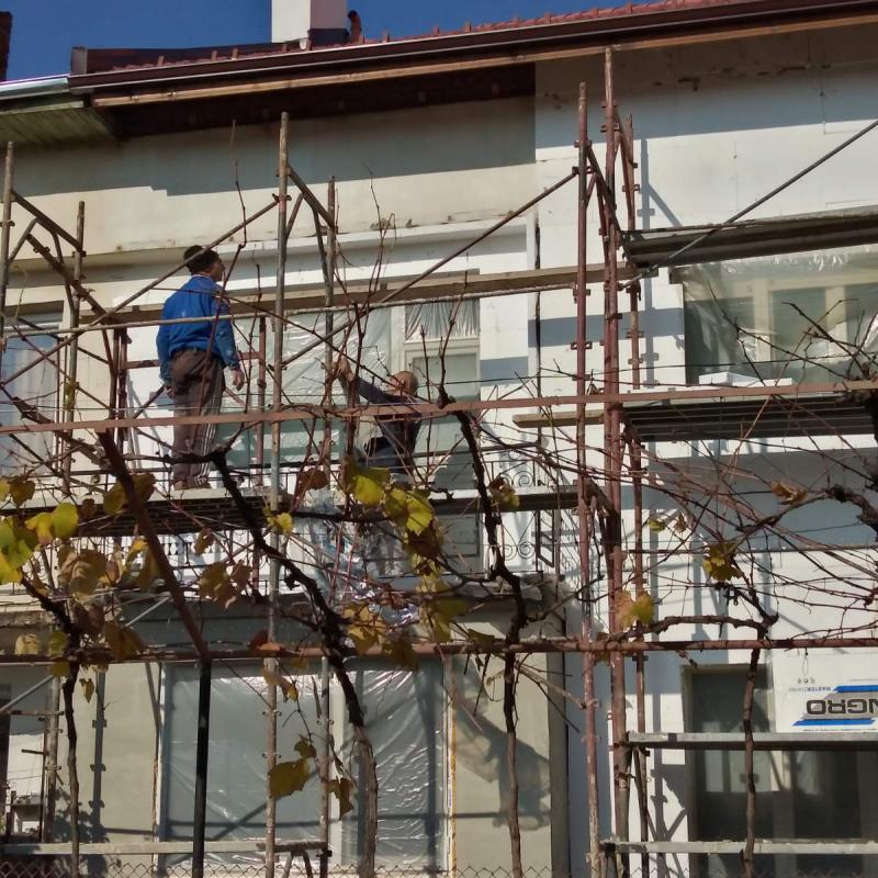 Саниране на южна фасада Пиперков чифлик Кюстендилско 2020