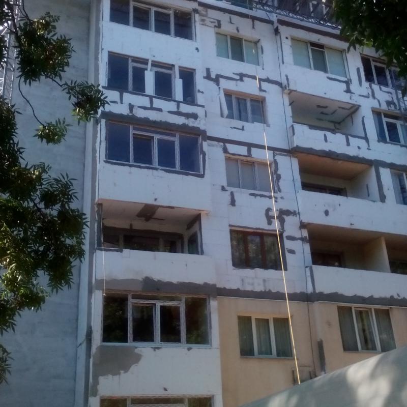 саниране на блок